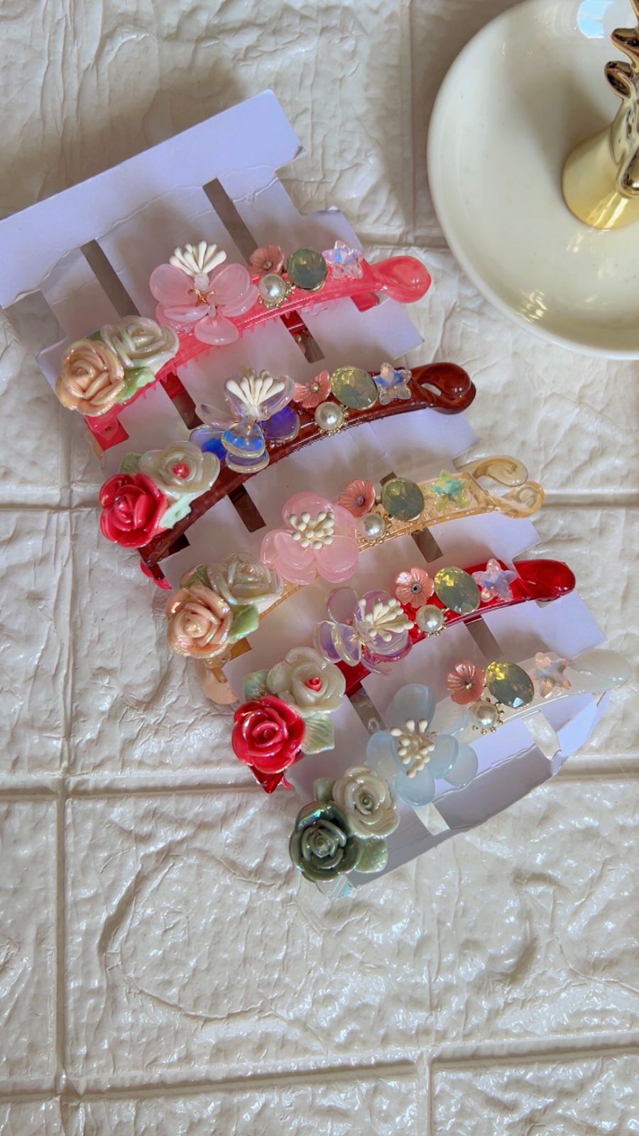 Crystal Bloom Pearl - Banana Clip