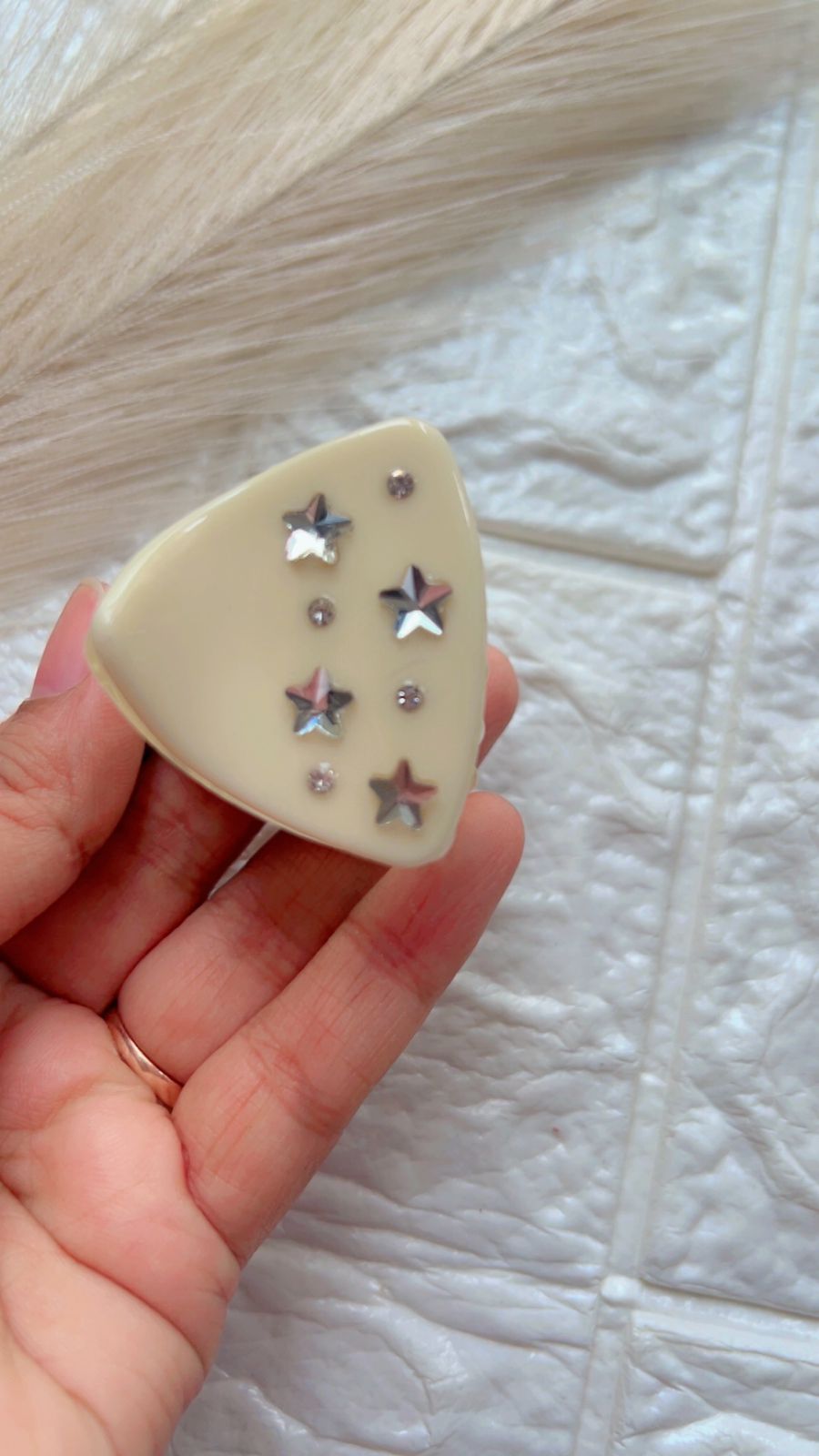 Triangular Korean - Claw Clip